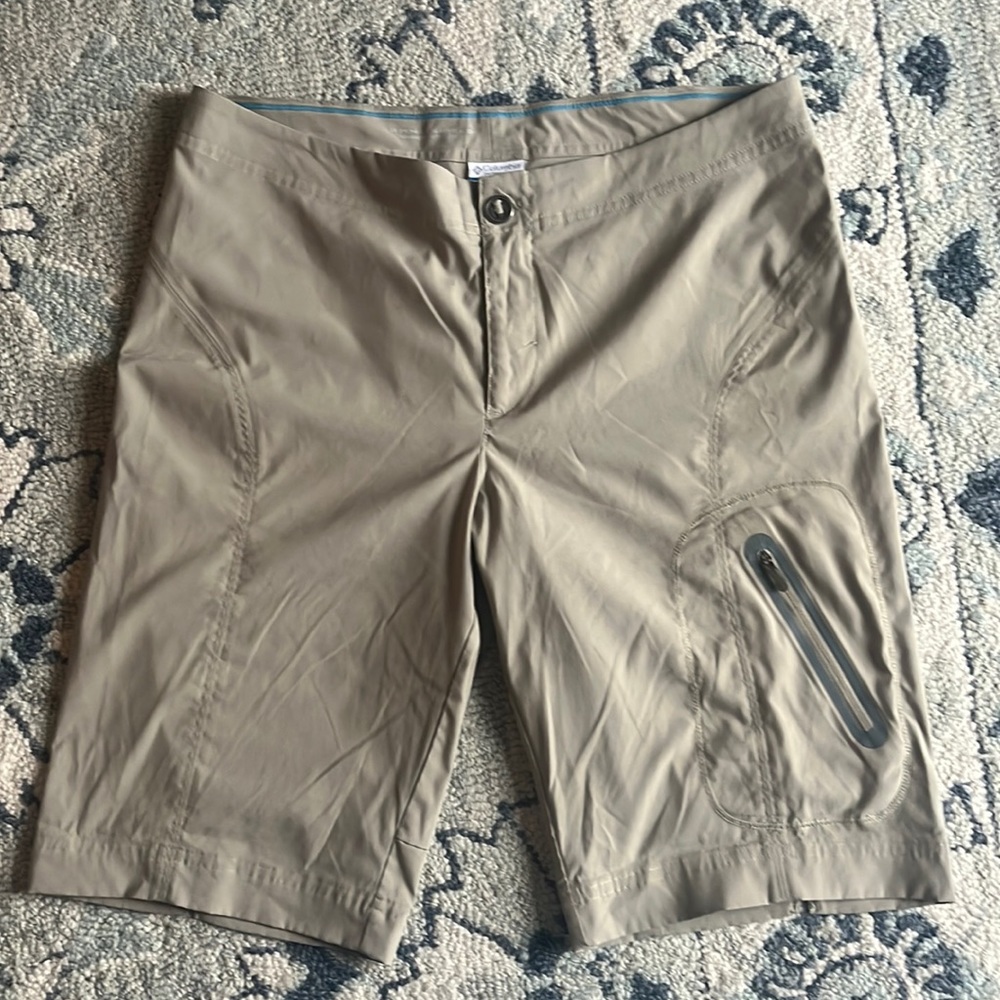 Columbia Shorts